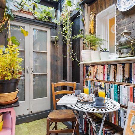 Parea Living - Cosy 1-Bed Artistic Flat At Newington Green Лондон Экстерьер фото