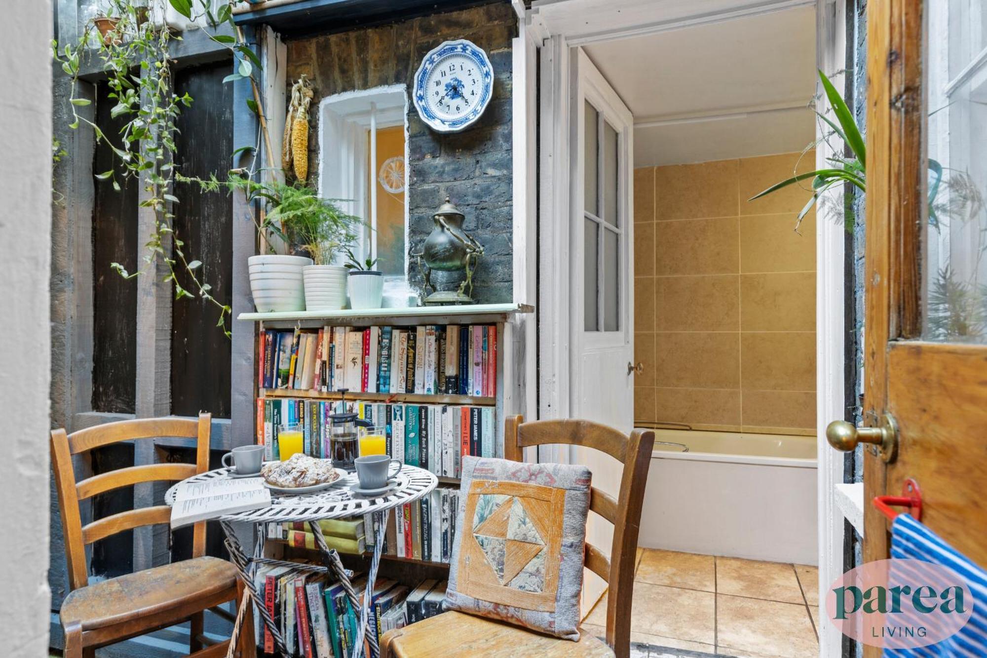 Parea Living - Cosy 1-Bed Artistic Flat At Newington Green Лондон Экстерьер фото